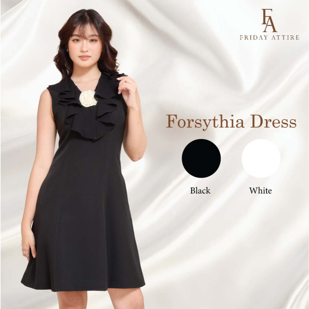 Friday Attire เดรสคอวีแขนกุดแต่งระบายดอกไม้ (FD-020)