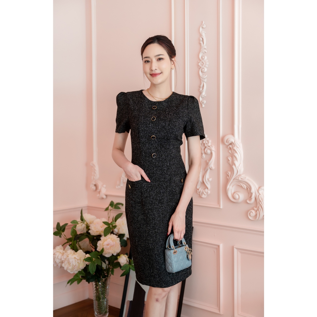 PD363 Black Tweed Dress  เดรสผ้าทวิสสีดำ คอกลม แขนสั้น กระโปรงเข้ารูปทรงสอบ แต่งกระเป๋า