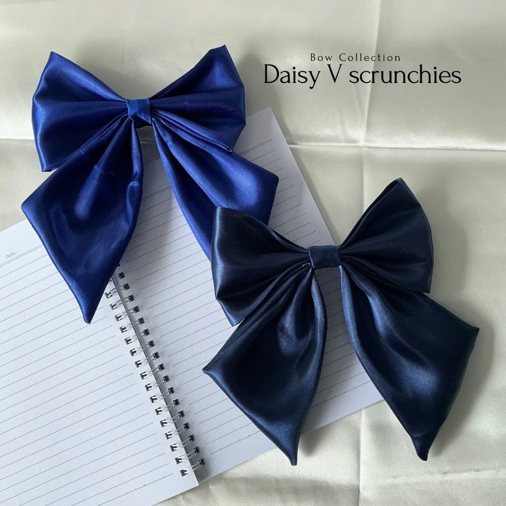 โบว์ติดผม(หางเหลี่ยม) • Daisy v scrunchies • bow collection • โบว์สุดน่ารัก ใส่โรงเรียนและในโอกาสต่างๆ 6สี