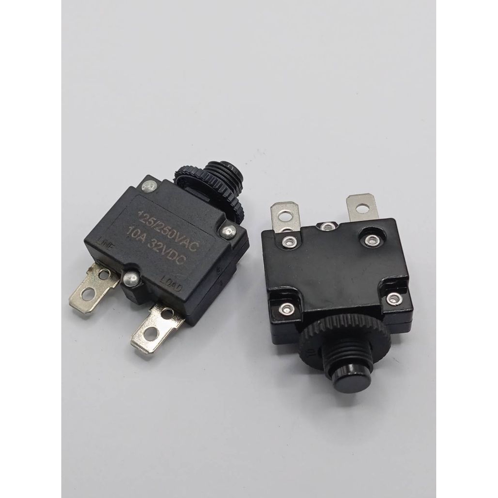 เบรกเกอร์ฟิวส์ 10A,15A,20A,30A สวิตช์ฟิวส์เบรกเกอร์ 250V สำหรับระบบไฟฟ้า หลากหลายขนาด 10A-30A ช่วยป้องกันอุบัติเหตุไฟฟ้า