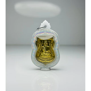กรอบพระแบบสำเร็จ ขนาดพระ 2.1x3.0 รวมห่วง 3.5 cm. เสมาหลวงปู่ทวด ไซต์ยอดนิยม แบบใส่เองได้ที่บ้าน สินค้าพร้อมส่ง