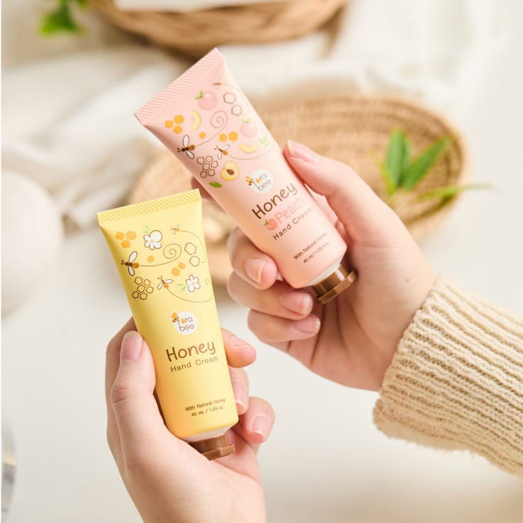 Fora Bee ครีมบำรุงมือ สูตรผสมน้ำผึ้ง Honey Hand Cream (45ml) Organic Pavilion