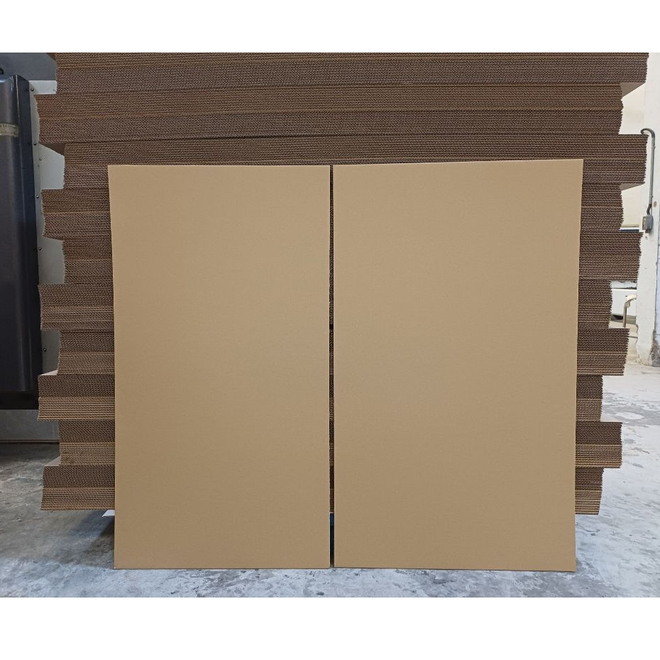 แผ่นกระดาษลูกฟูก ลอน BC 5 ชั้น ขนาด 109.5×59 cm., ขนาด 109.5×65 cm. /แพ็ค 10 แผ่น (ราคา/แพ็ค) ราคา ถูกที่สุด ดีลบีเคเค แกลเลอรีภาพที่ 5