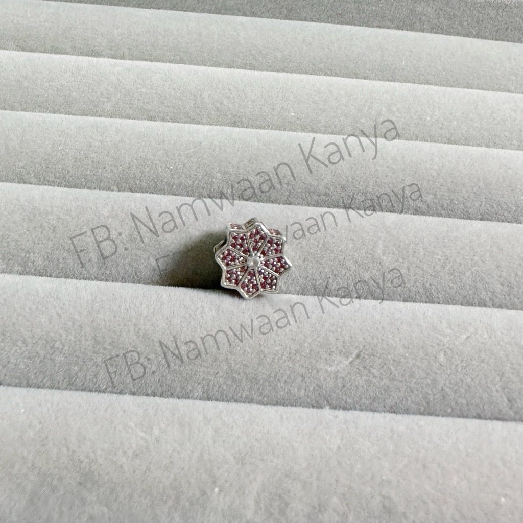 ชาร์ม PANDORA แท้100%  LIMITED 2016 มือสอง