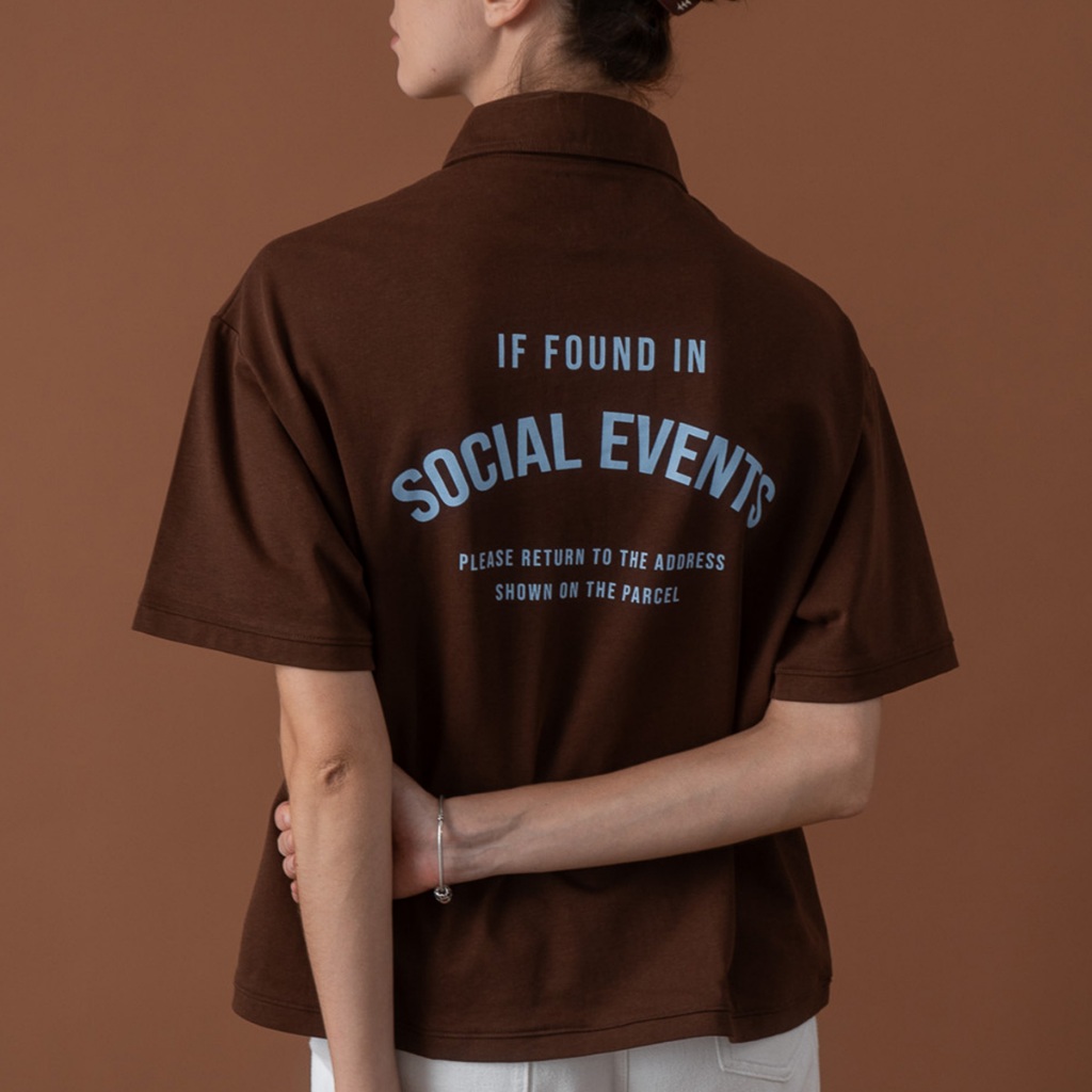 introvertwears. | Postal Cropped Polo (2 colors) เสื้อโปโล ทรงครอป โอเวอร์ไซส์