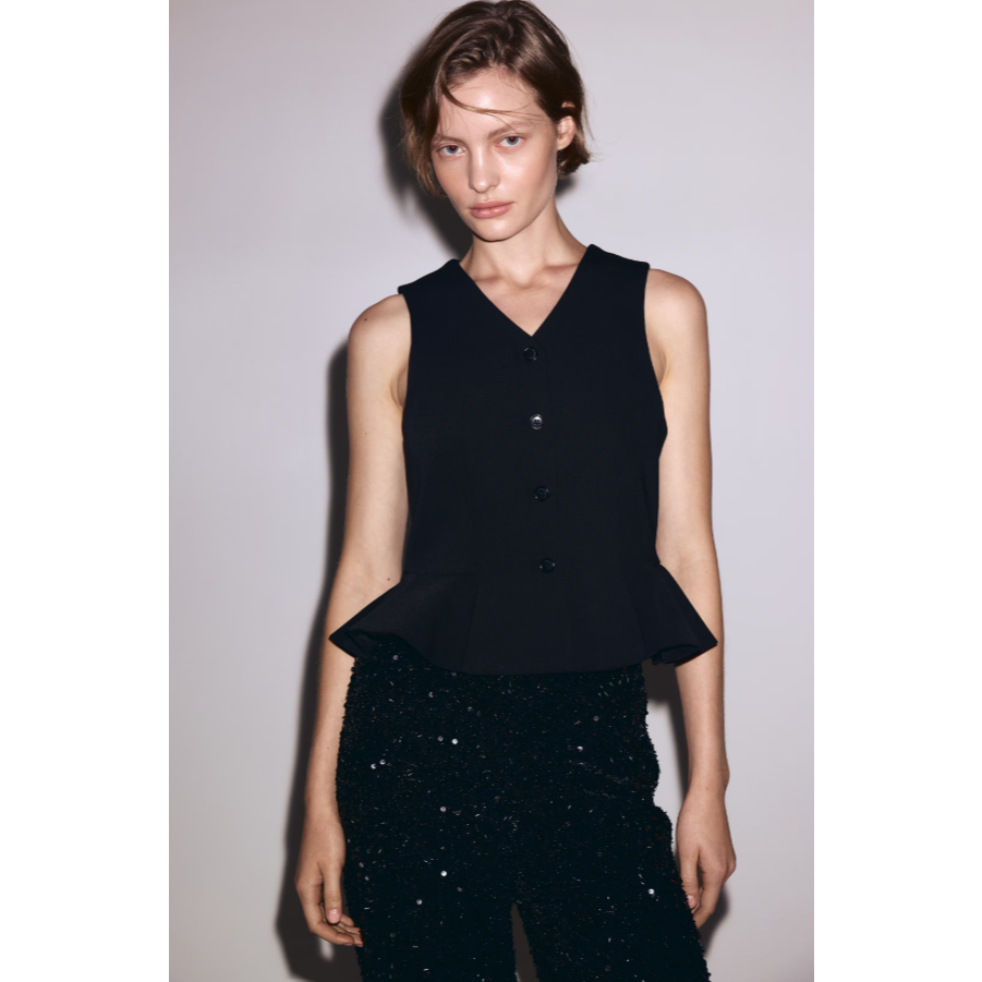 H&M(เอชแอนด์เอ็ม) เสื้อกั๊กคอวีทรงเปลมุมเอว Women V-neck peplum waistcoat 1312995_1