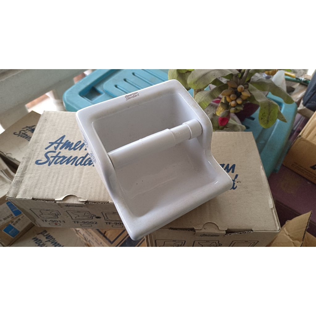 แขวนกระดาษชำระแบบติดผนังยี่ห้อ American Standard รุ่น TF-9011-WT