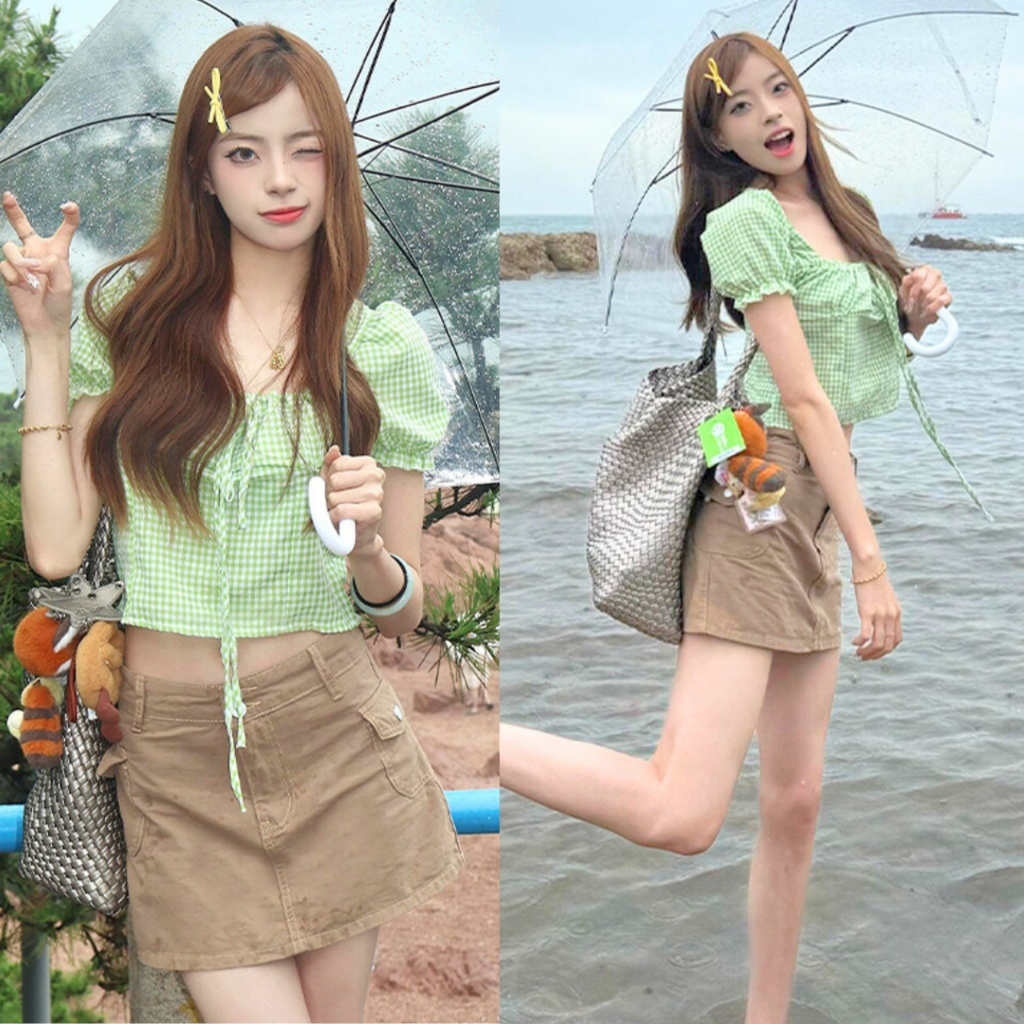 🔥ราคาถูกที่สุด🔥เสื้อครอปลายสก็อตสีเขียว แขนตุ๊กตา คอกว้าง อกรูดผูกโบว์ มีซิปข้าง