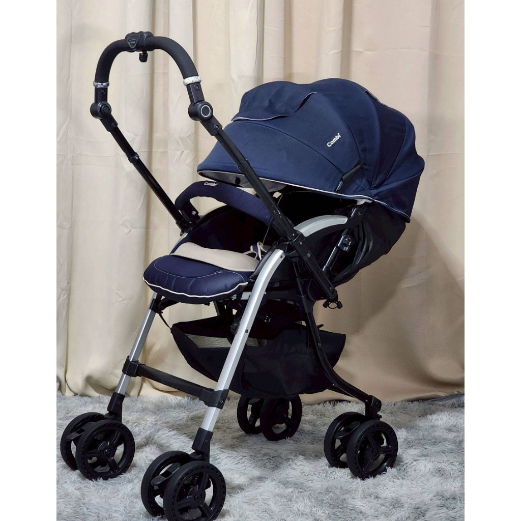 Combi รุ่น  Diaclasse Miracle Turn Elegant II auto 4 cas