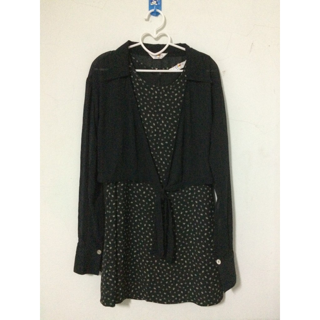 มือ 2 ITOKIN ชุดเดรสแขนกุดพร้อมเสื้อคลุมทรงครอป