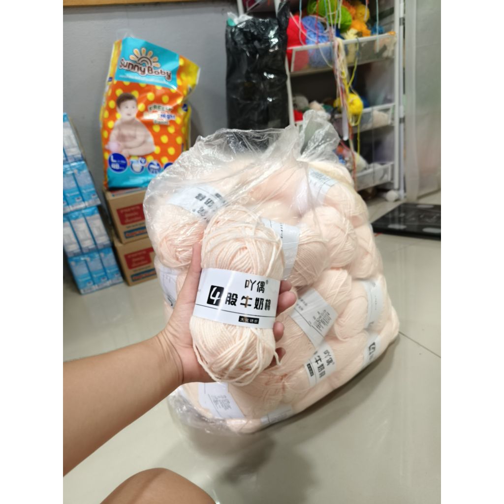 ไหมพรม 4 พาย  คอตตอนนม  พร้อมส่งในไทย