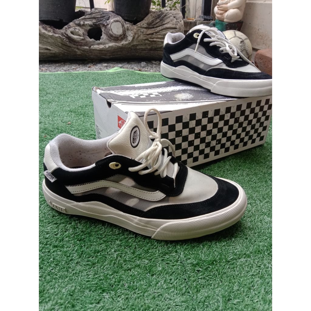 รองเท้า vans size 46
