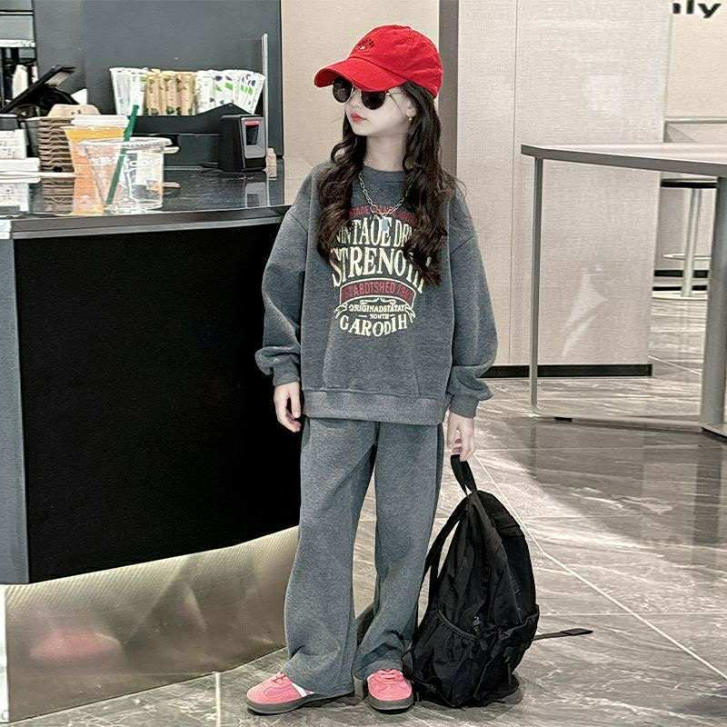 (**พร้อมส่งจากในไทย**) NO.872 ชุดเซ็ตเด็กเสื้อแขนยาว กางเกงขายาว สีเทาเข้ม