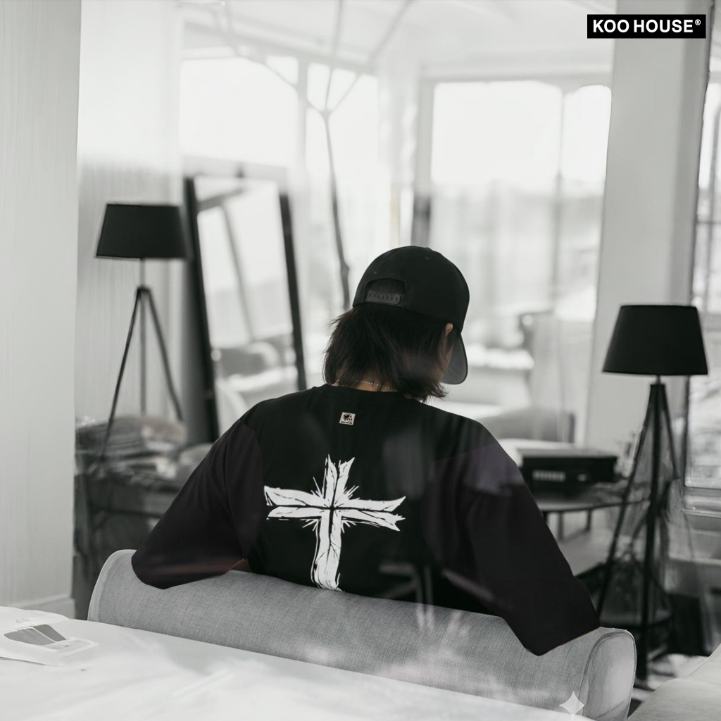 KOO HOUSE l BLACK IS THE CODE l เสื้อโอเวอร์ไซส์เกาหลี Comb no20