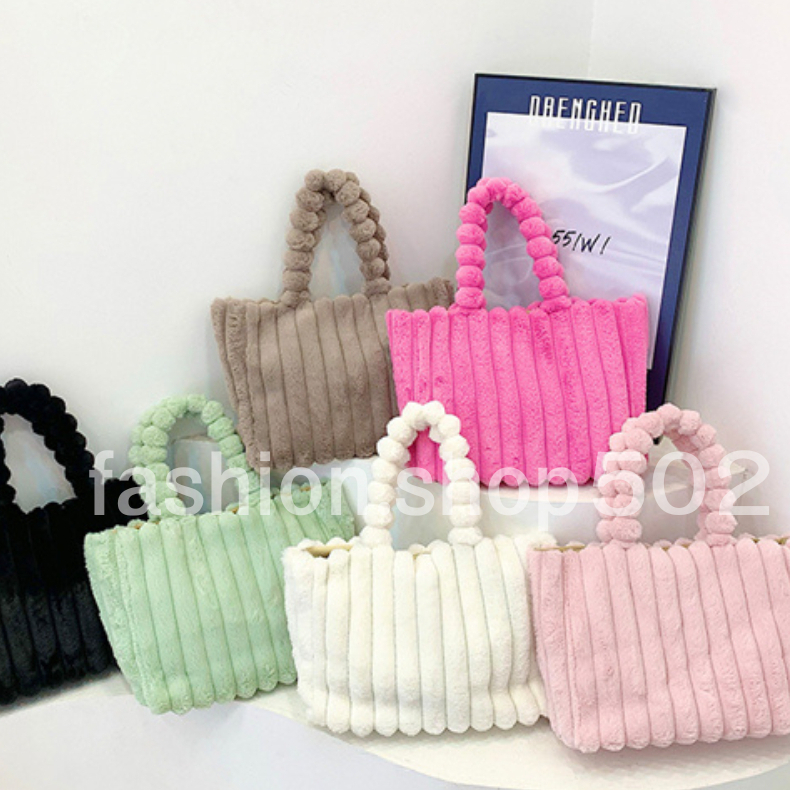 fashion.shop502 กระเป๋าสะพาย ขนเฟอร์นิ่มขนฟู มีช่องด้านใน มีซับ ดีไซน์สวยหรู ดูเเพง ความจุเยอะ พร้อมส่งในไทย B-057