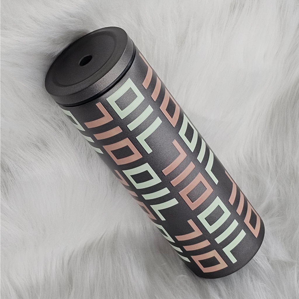 แก้วเก็บความเย็น Monogram ใส่ชื่อตัวเองได้ แก้วสีดำ พาดลายสีอะโวคาโด้ซอฟท์ครีม