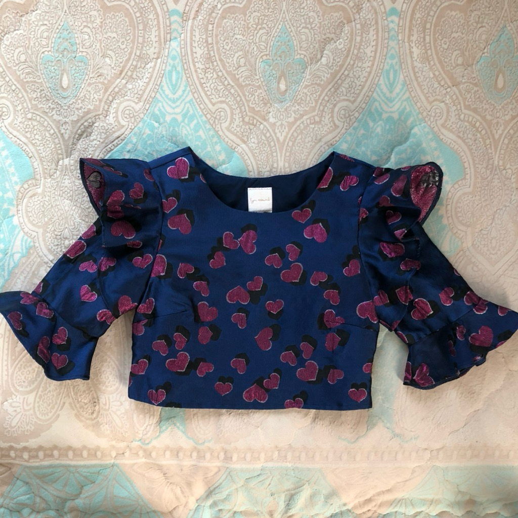 Lyn Around crop size XS