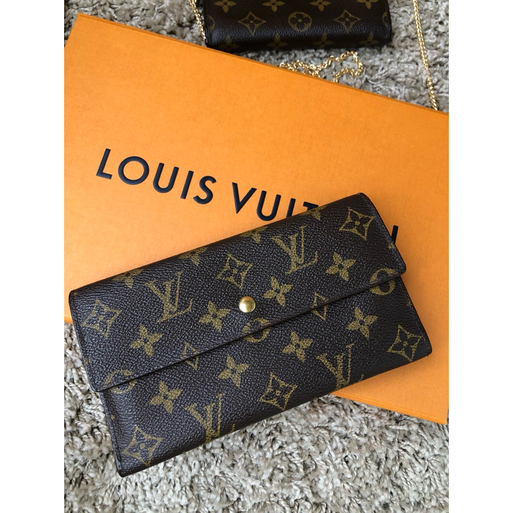 Lv Sarah vintage wallet