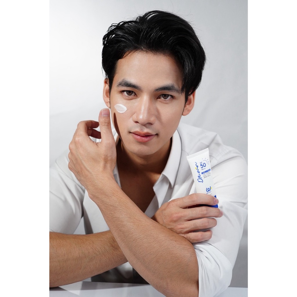 Dr.Win ครีมกันแดด SPF50 PA+++ โลชั่นกันแดดเนื้อสัมผัสเหลวคล้ายน้ำนม ปกป้องผิวจากยูวี UVA และ UVB ด้ว