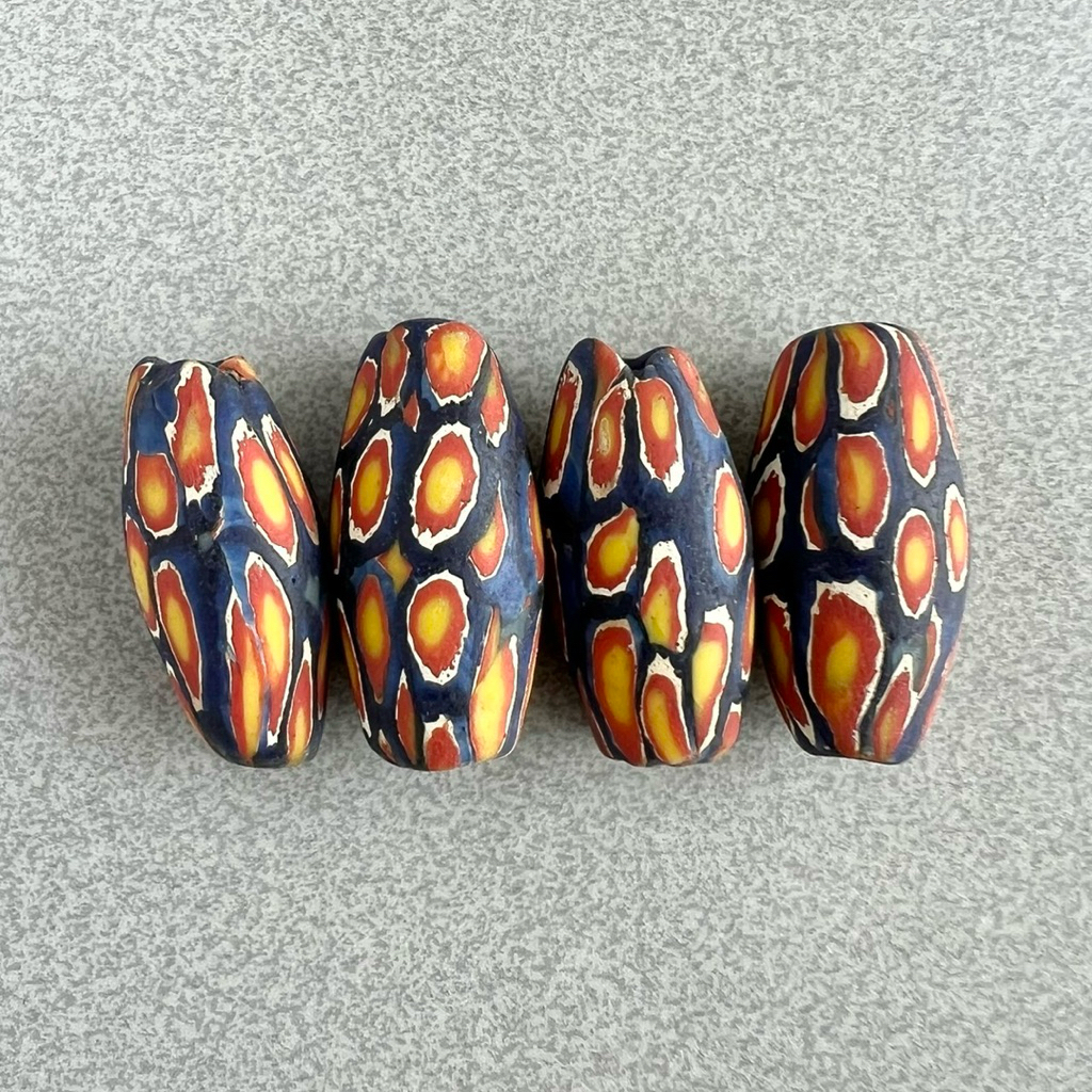 ลูกปัดลายนกยูงไซส์ใหญ่ ราคาต่อ 1 เม็ด