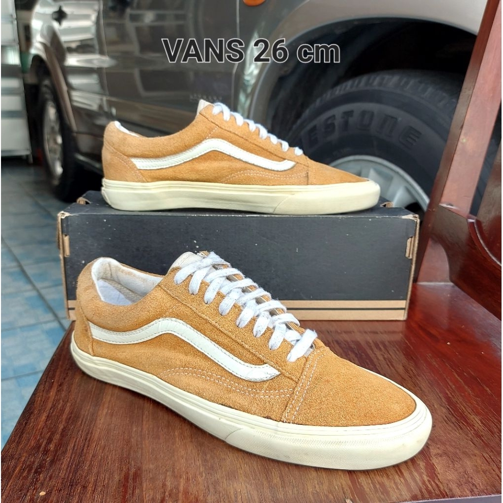 รองเท้าผ้าใบหนังกลับ VANS 26 cm