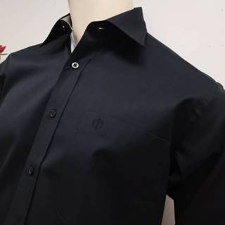 Alain Delon เสื้อเชิ้ตแขนยาว สีดำสุภาพ ทรง Basic