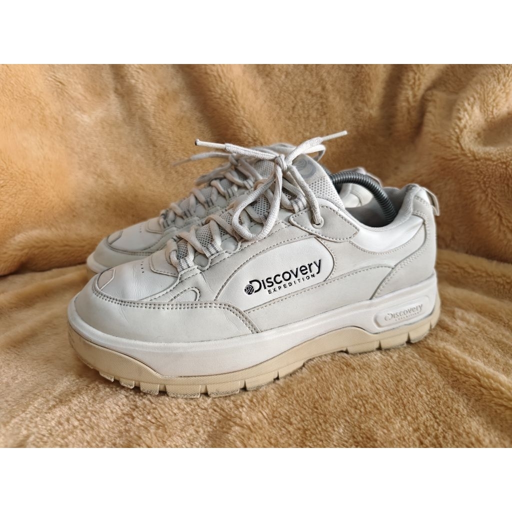 รองเท้ามือสอง Discovery ไซส์ 43 ยาว 27.5 cm.