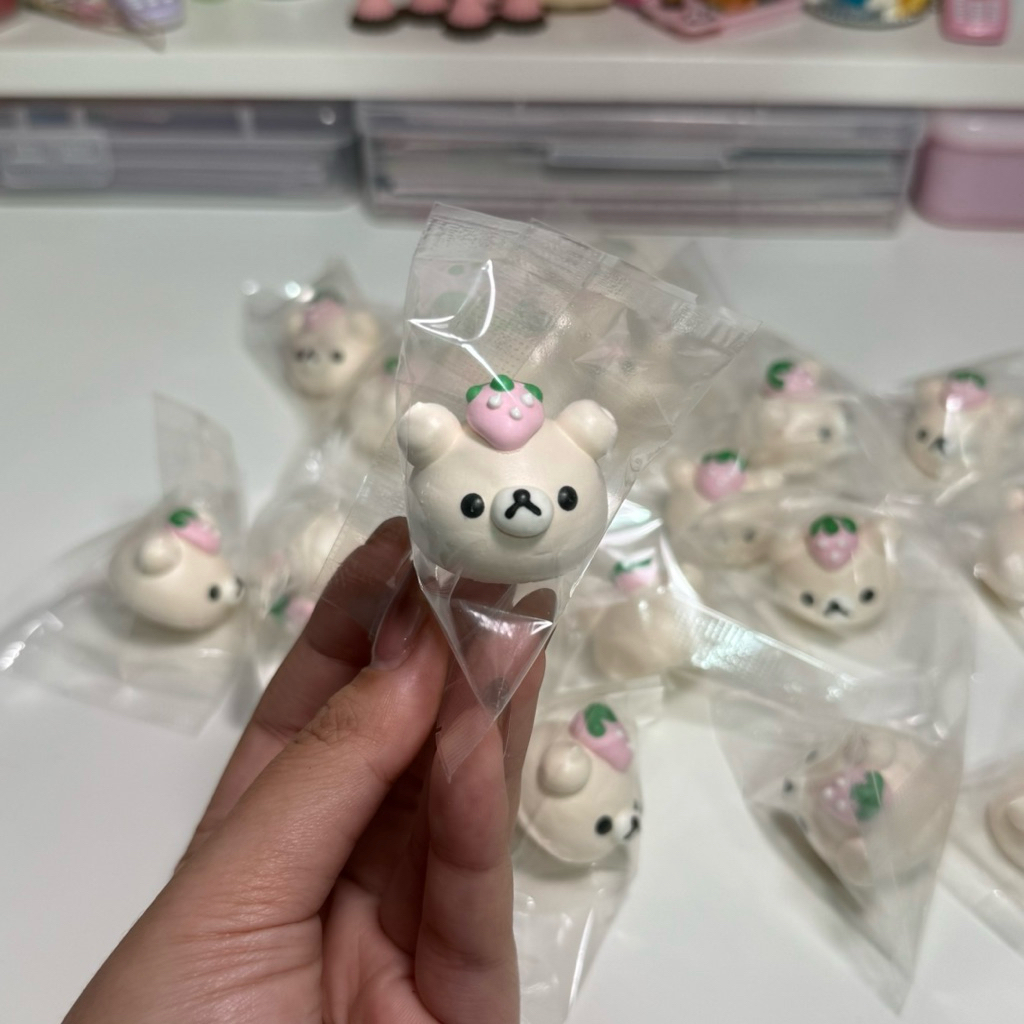 (พร้อมส่ง) ขนมเมอแรงค์ Korilakkuma