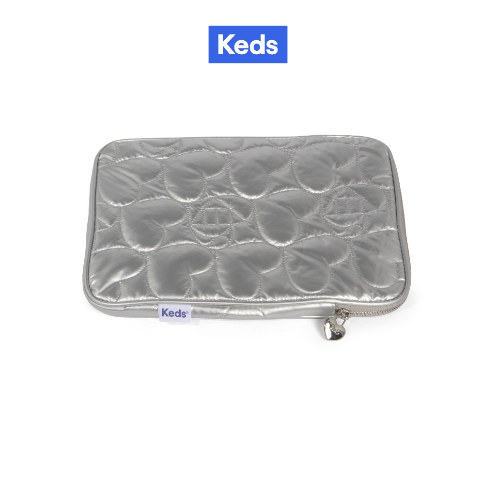 KEDS กระเป๋า รุ่น THE KEDS QUILT IPAD POUCH สีซิลเวอร์ ( KF25ACB15002 )