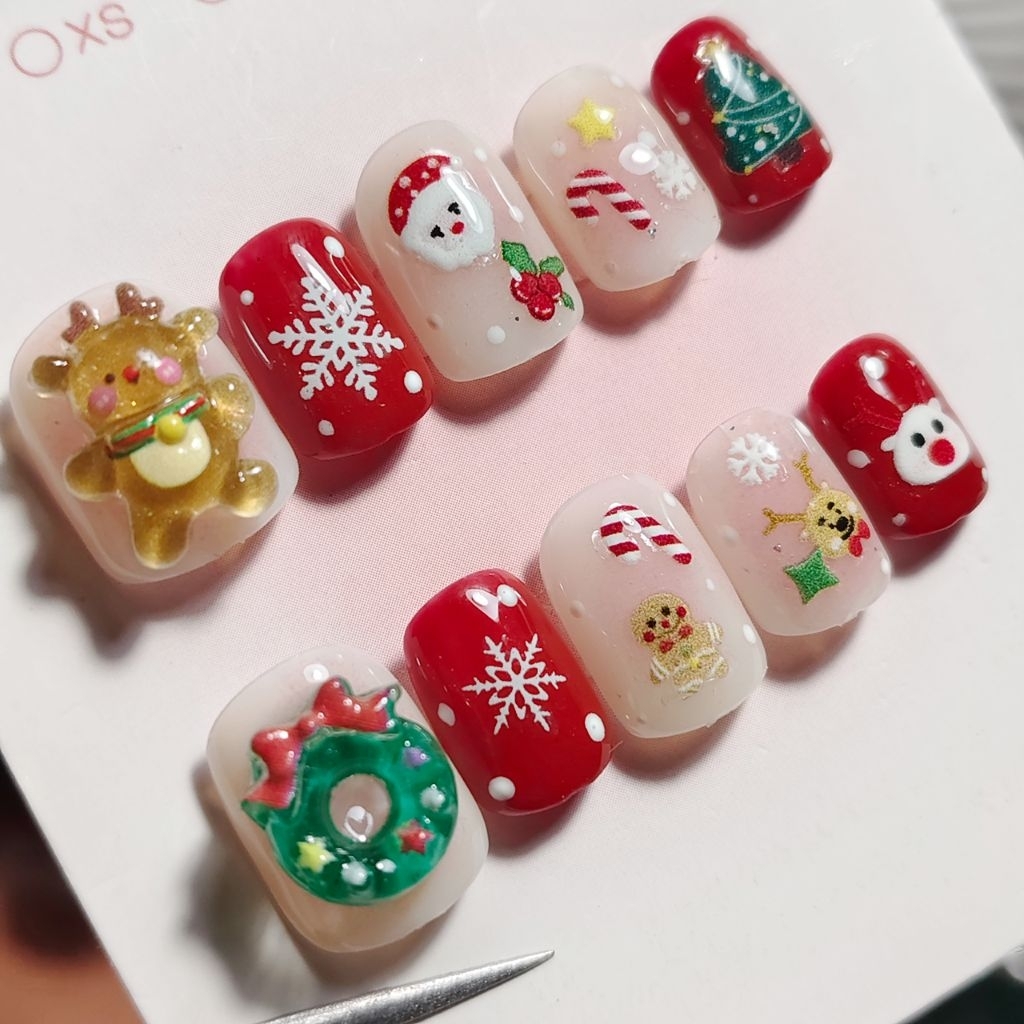 เล็บปลอมคริสมาสต์ 🇹🇭(คริสต์มาสอะไหร่🎄🦌) ท็อปกระจกติดทน แถมฟรีกาว+ตะไบ