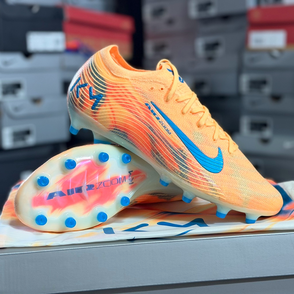 NIKE Mercurial Vapor 16 KM "Kylian Mbappé"  AG ตัวท็อป ชุดปุ่มไม่มีขายในไทย ของแท้100%