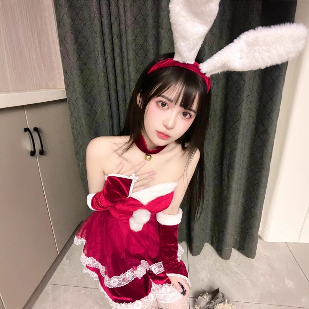 ชุดคริสต์มาส  ชุดกระต่ายแดงแซนตี้ คอสเพลย์ ชุดเซ็กซี่ Christmas costume, red bunny Santa costume, co