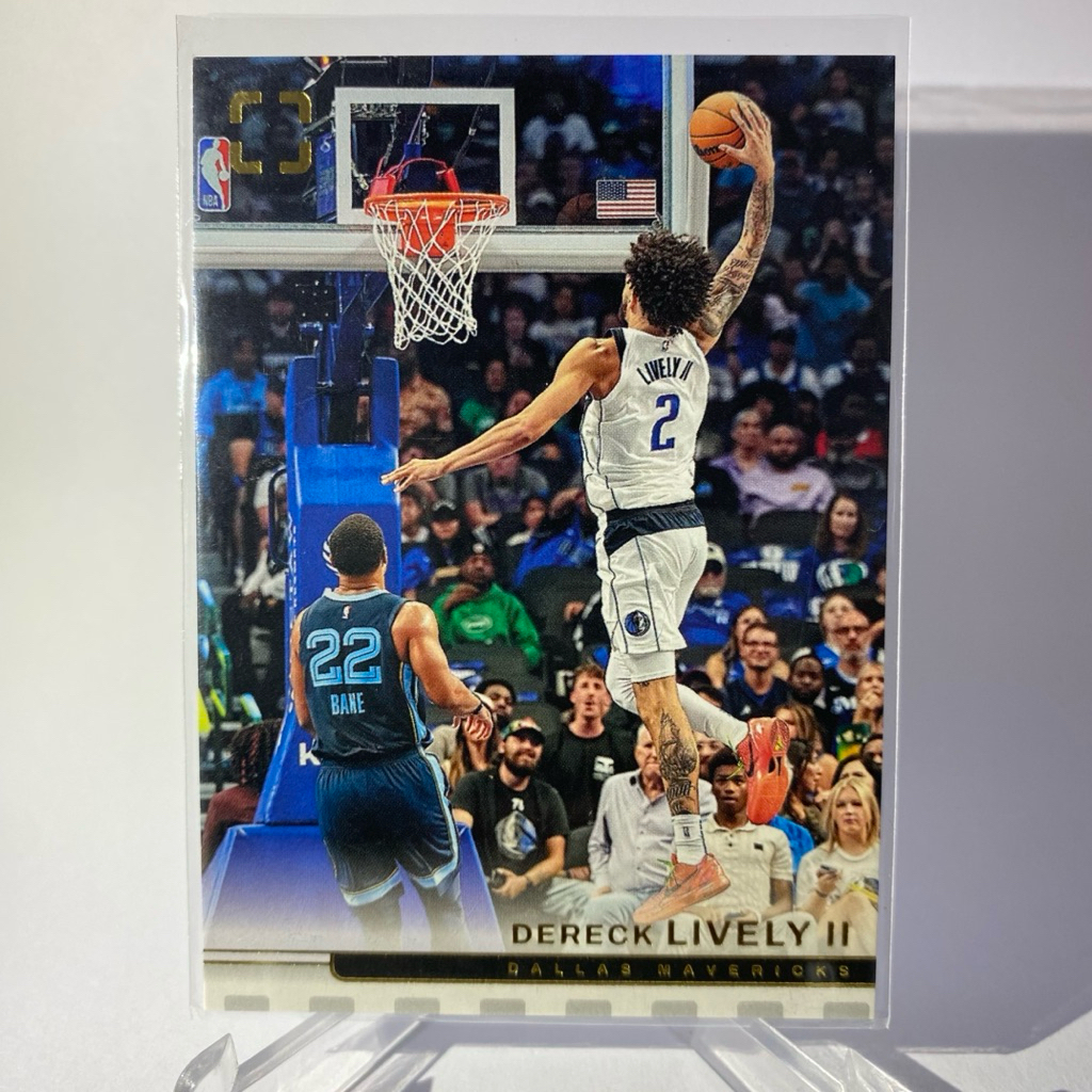 การ์ดนักกีฬาบาสเกตบอล DERECK LIVELY II, DALLAS MAVERICKS, PANINI 2025