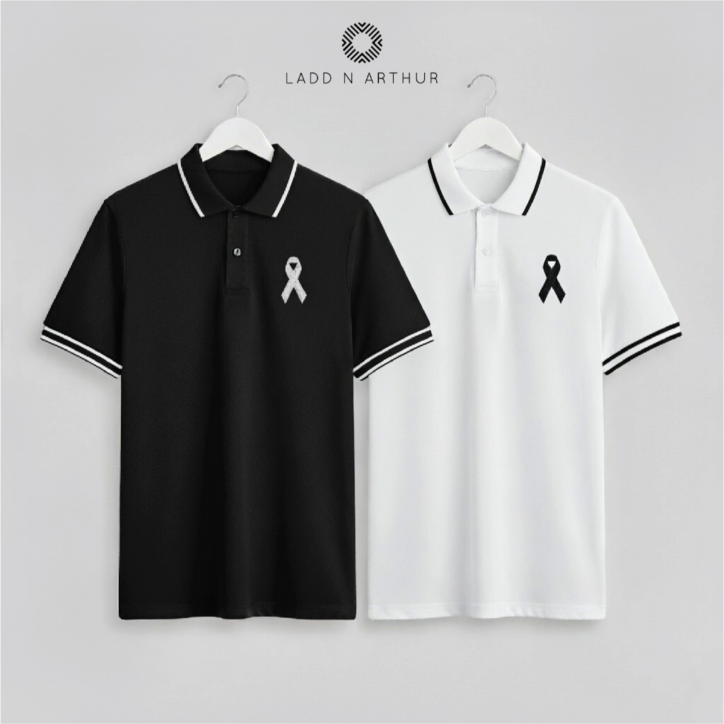 เสื้อโปโล unisex สีขาว-ดำ ปักลายริบบิ้น เหมาะทั้งใส่ทำงานและเล่นกีฬา