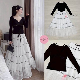 MILA set เสื้อแขนยาวสีดำเข้ารูป คอวีแต่งขอบลูกไม้ช่วงอก เพิ่…