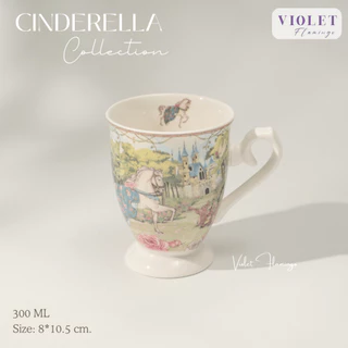 Violet Flamingo Cinderella Collection – แก้วมัคพร้อมกล่องของขวัญ ลายรถม้า & ปราสาท เนื้อเซรามิกพรีเมียม