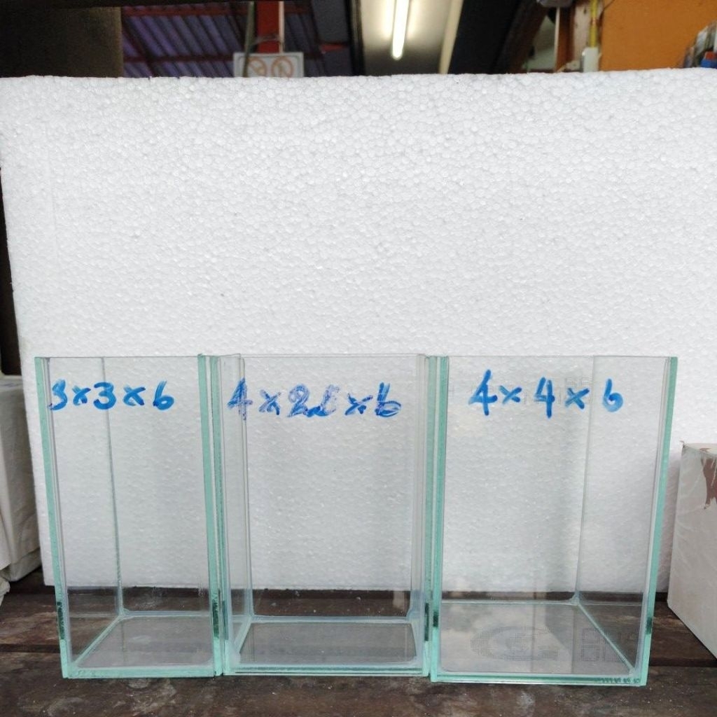 โหลปลากัด มีให้เลือกหลายขนาด กาวขาว