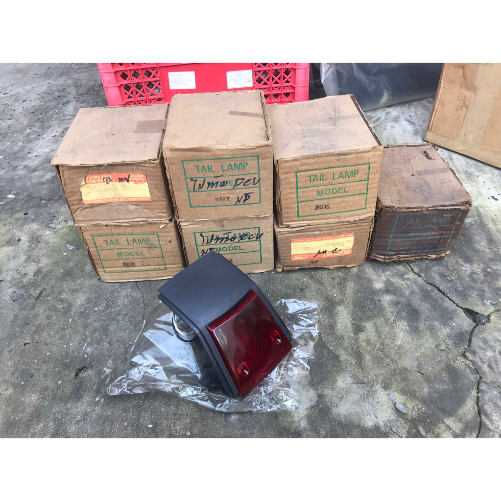 ไฟท้ายชุด Suzuki rgv