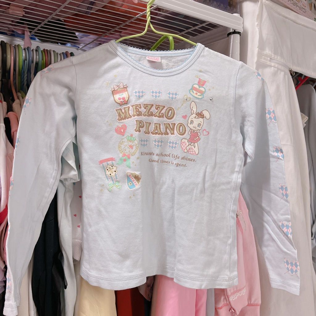 เสื้อแขนยาวสีฟ้าอ่อน Mezzo Piano