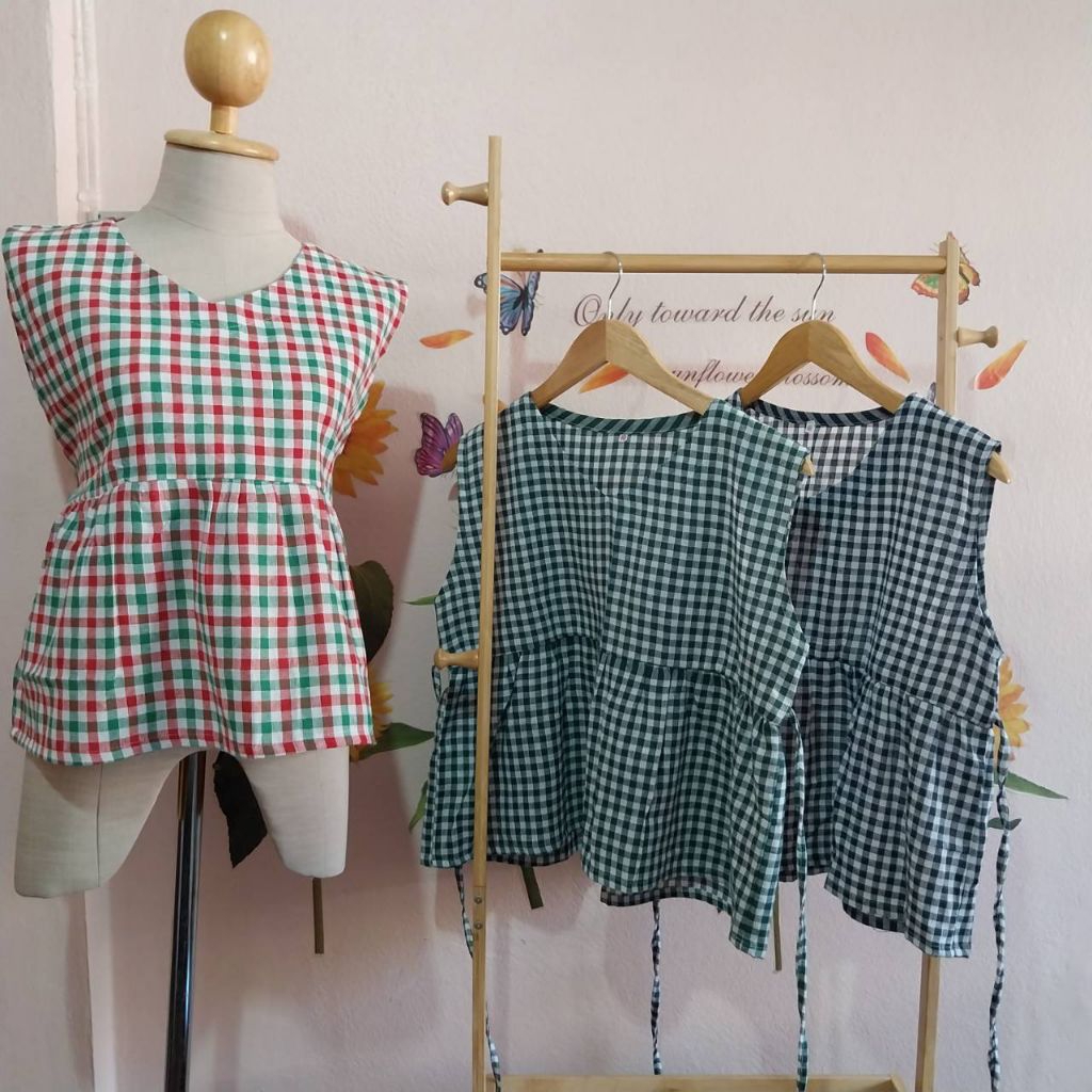 เสื้อผ้าขาวม้าแขนกุด มี 3 สี