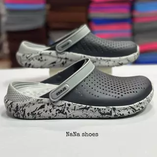 รองเท้าแตะหัวโตรุ่นลายสินค้าใช้ได้ถูกฤดูกาล มีพร้อมส่ง