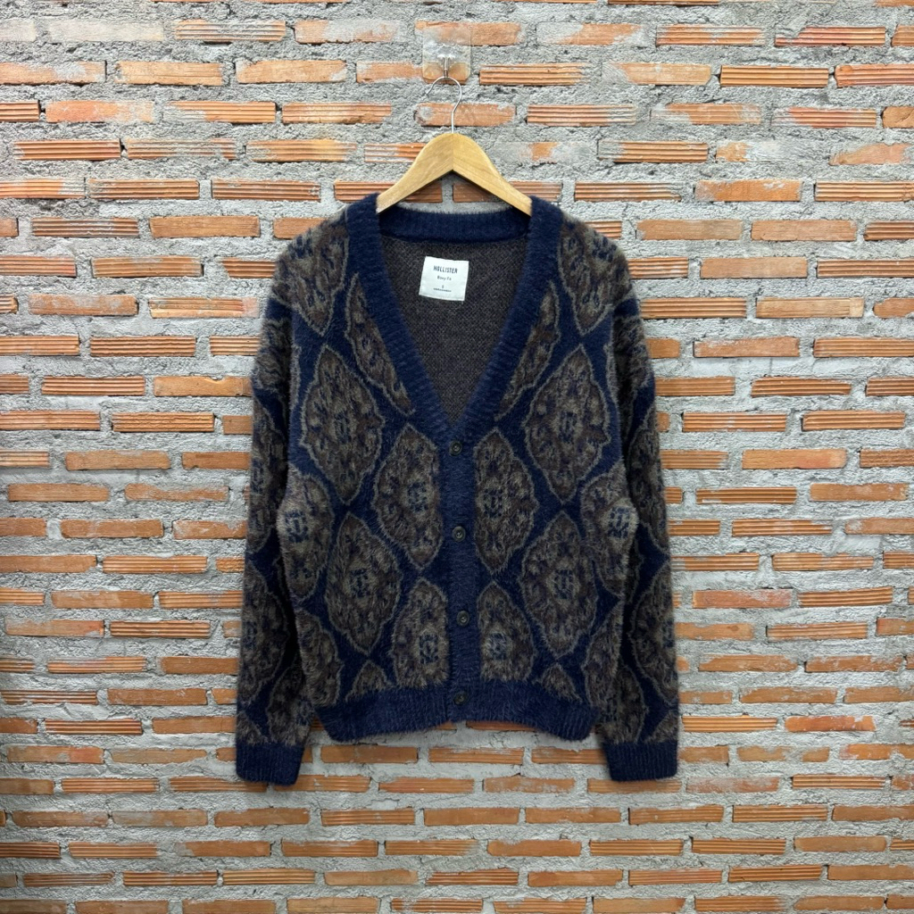 เสื้อไหมพรม Cardigan ผู้ชาย ของแท้ 100% ผ้าดีมาก เนื้อนุ่ม ทรงหลวมๆ ลายสวย ราคาดี สินค้าพร้อมส่ง