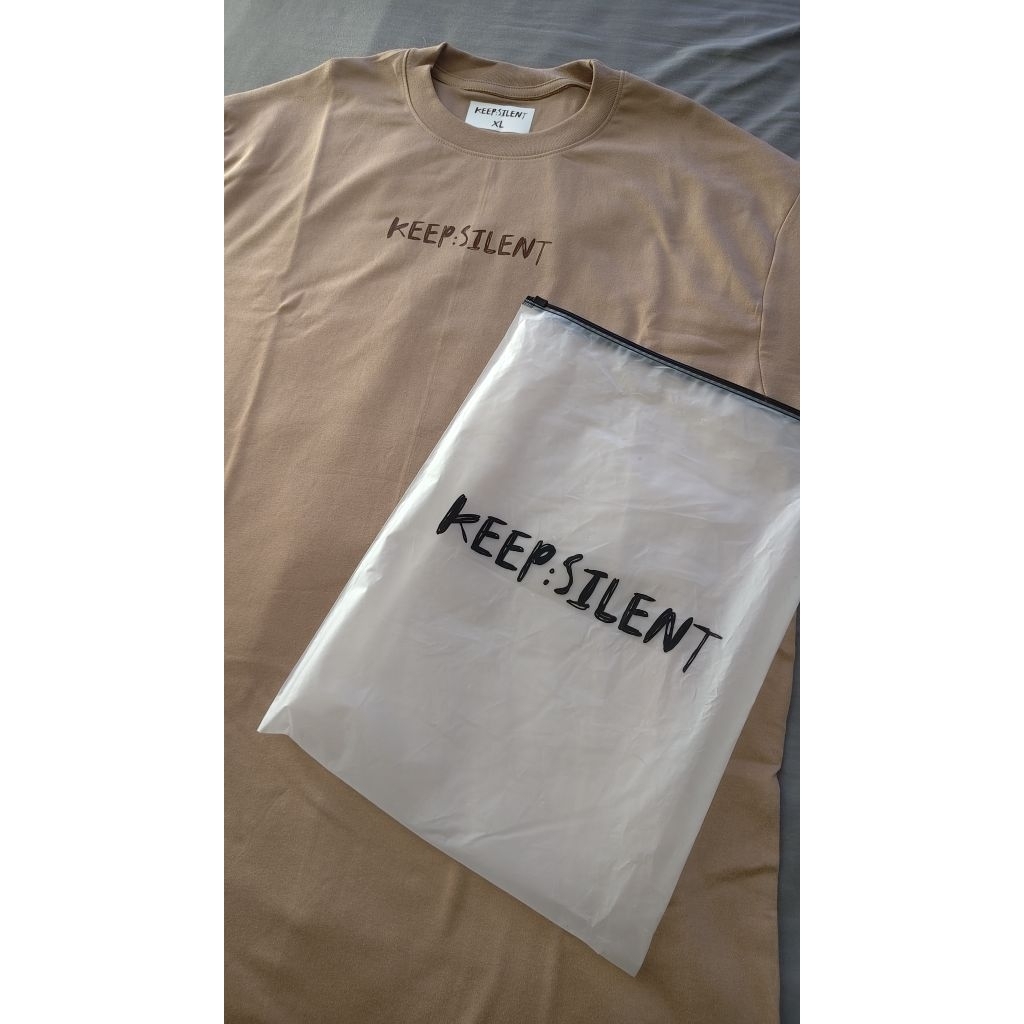 keepsilent (KEEP TAWNY TEE-LOGO > XL)Orm kornnaphat / ไม่เคยใส่สภาพใหม่