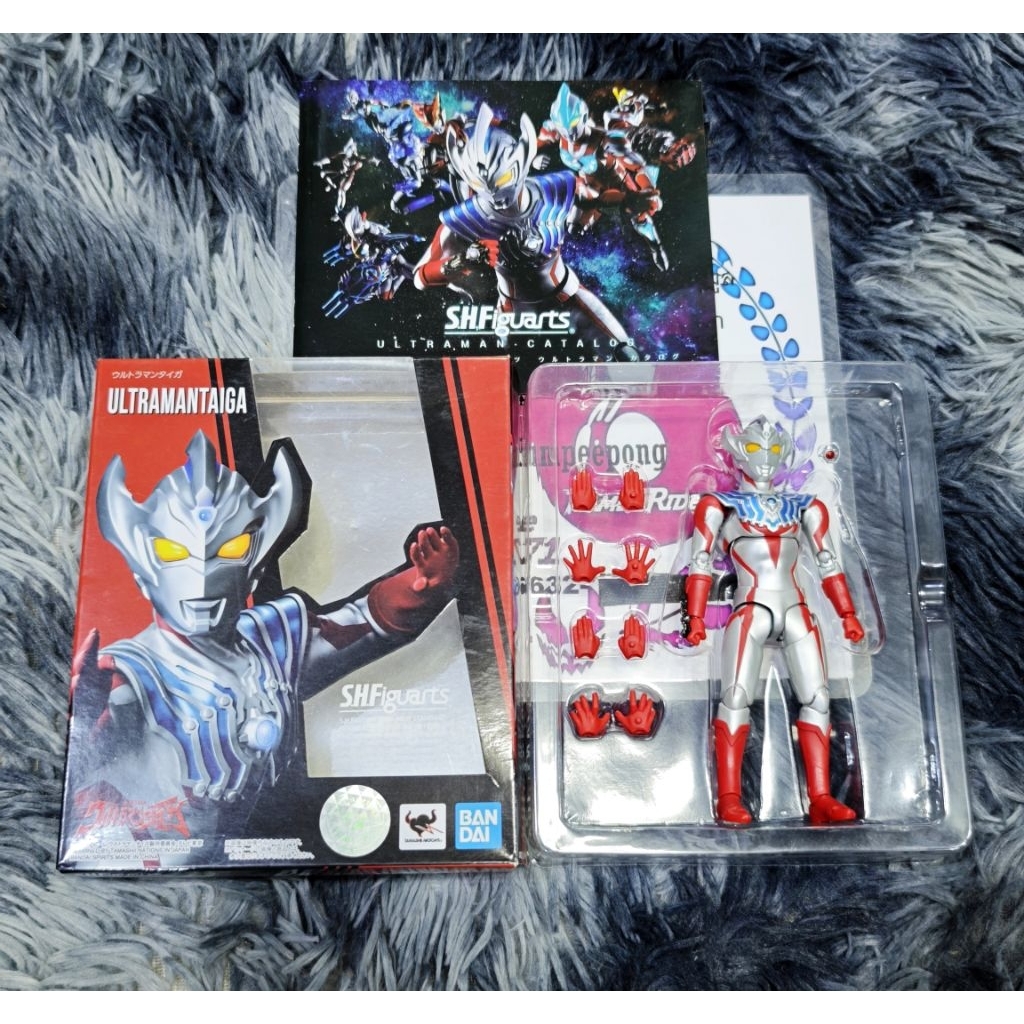 S.h.figuarts Ultraman Taiga + Ultraman Catalog