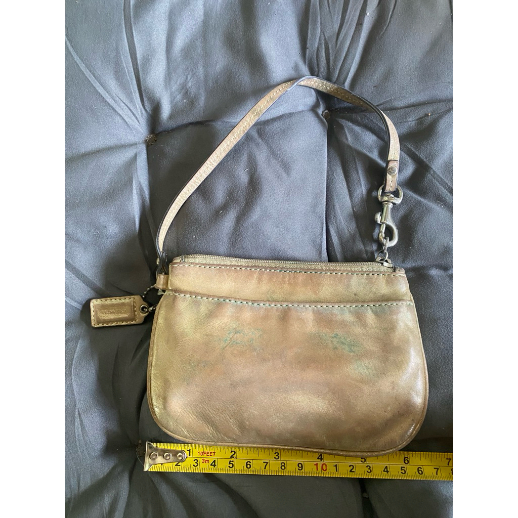 กระเป๋าคล้องมือ Coach แท้💯 มือสอง