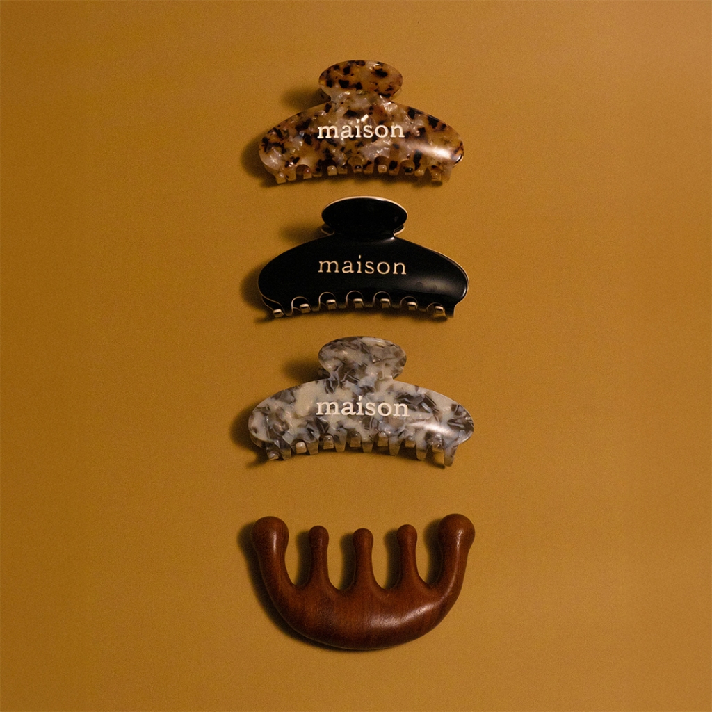 maison KEEPS | Original maison Logo Hair Claw | กิ๊บหนีบผม