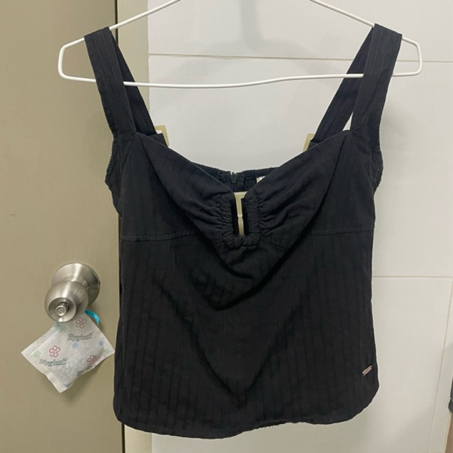 ส่งต่อเสื้อร้าน swanna.ss สวยมากกกก🖤