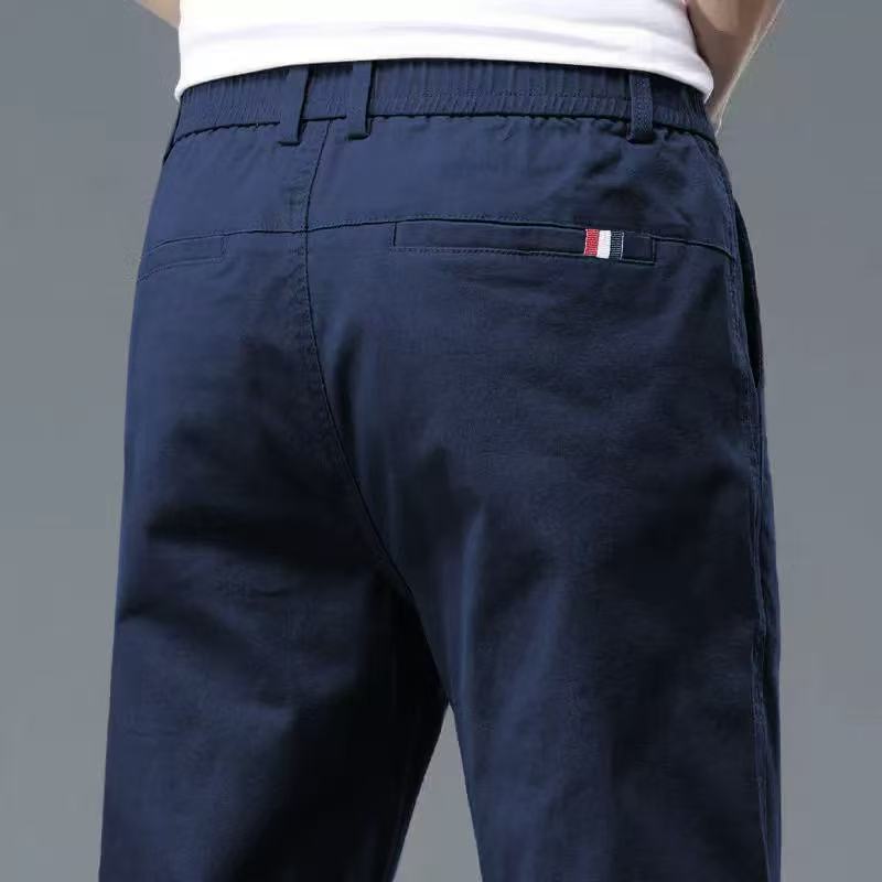 กางเกงขายาวชิโน่ ผ้ายืด ทรงกระบอกเล็ก (Slim-fit) by Normal Boy