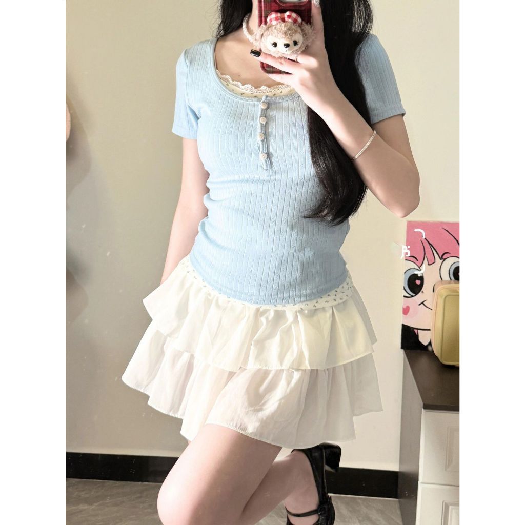 เสื้อยืดแขนสั้นดีไซน์ใหม่สำหรับผู้หญิงช่วงฤดูร้อน ทรงเข้ารูป สไตล์เรียบง่าย
