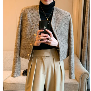 สีดํา Blazer เบลเซอร์ ผู้หญิง ผ้าทวีต สไตล์คุณหนู มีซับในตัว งานสวยหรูหรา เสื้อคลุม ดีเทลแต่งกระเป๋า แขนยาว